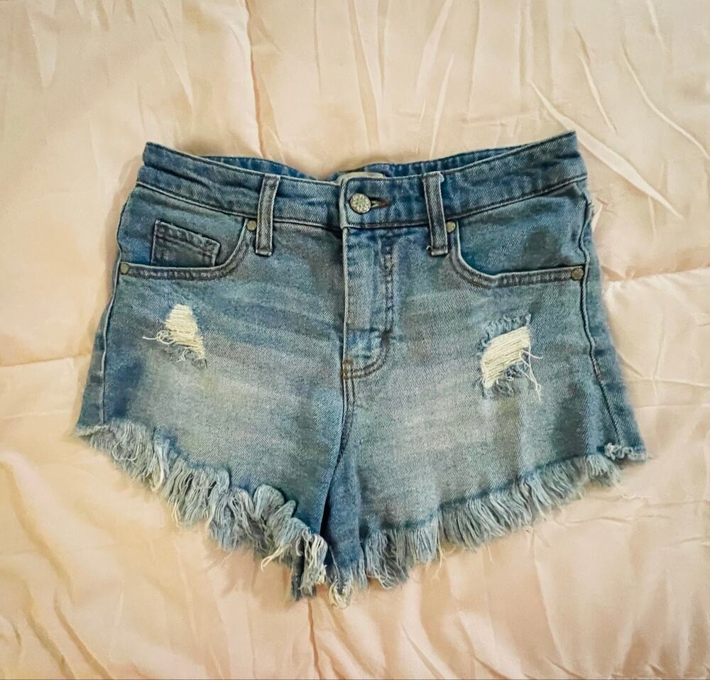 Women’s Wonderly Jean Shorts Size W26